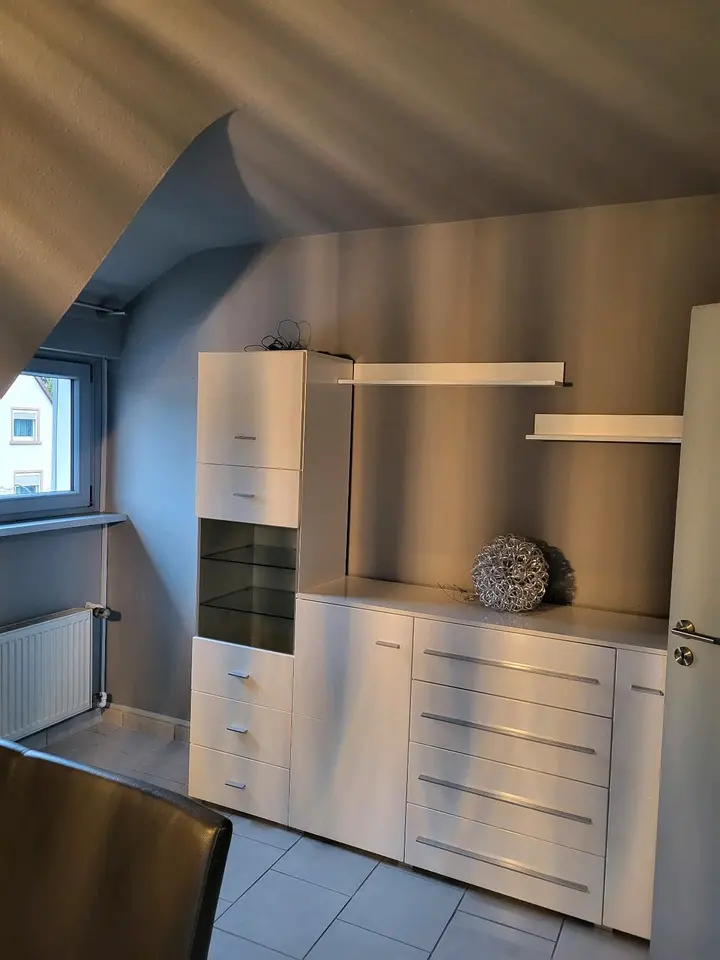 3 Zimmer Wohnung mit 75 m² in Karlsruhe – Bild 2