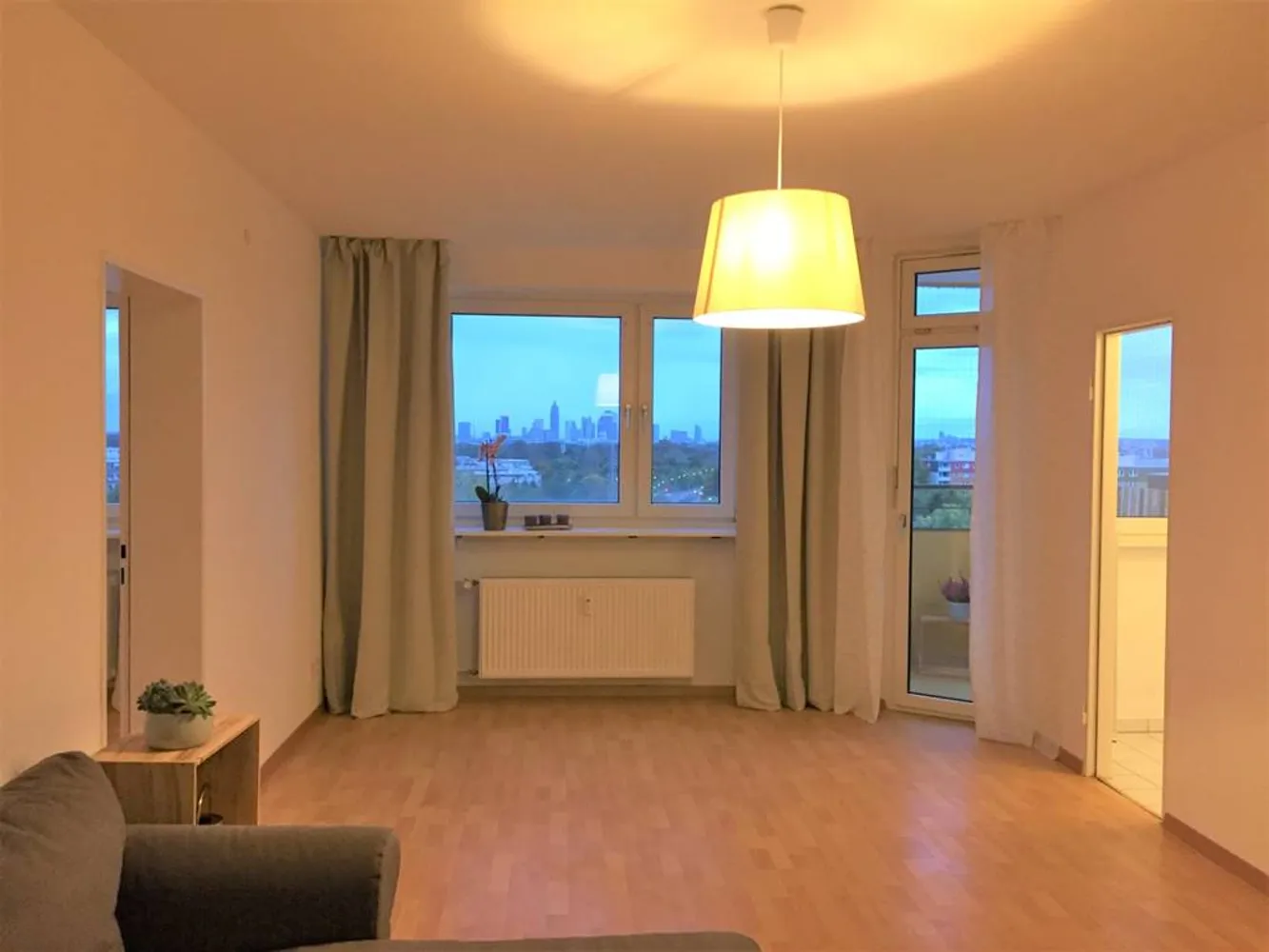 2 room apartment with 52 m² in Frankfurt am Main – Photo 1