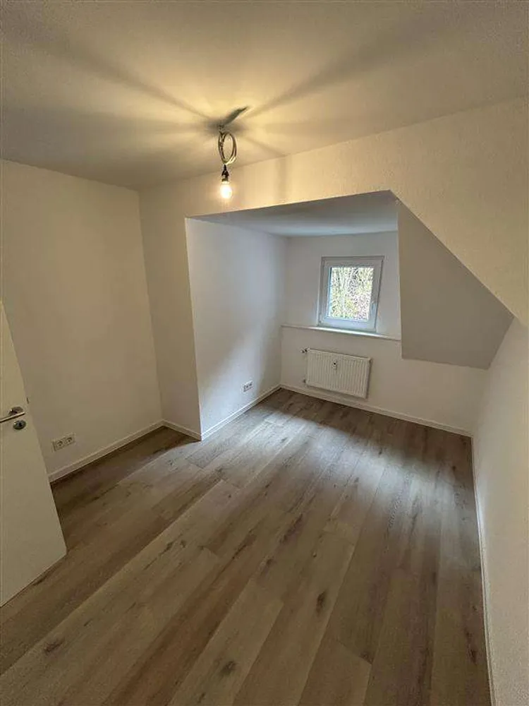 5 Zimmer Wohnung mit 125 m² in Idar-Oberstein – Bild 4