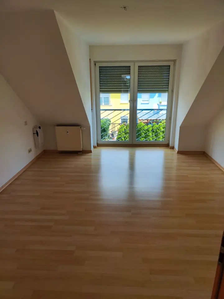 3 Zimmer Wohnung mit 100 m² in Merseburg – Bild 4