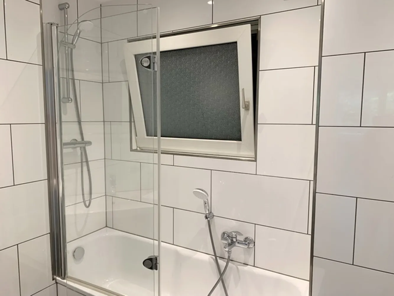 2 Zimmer Wohnung mit 82 m² in Düsseldorf – Bild 8