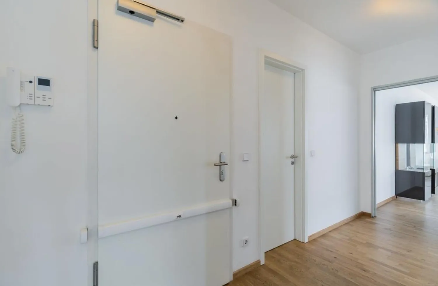3 room apartment with 90 m² in Berlin – Photo 2