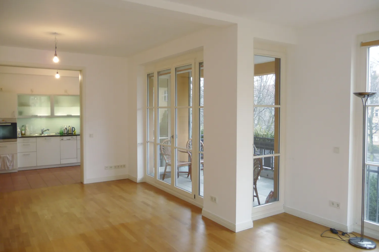 4 Zimmer Wohnung mit 140 m² in Berlin – Bild 2
