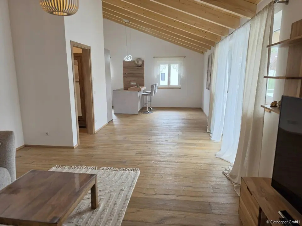 Shared room with 90 m² in Rosenheim – Photo 2