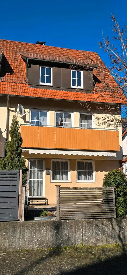 3 Zimmer Haus mit 70 m² in Metzingen – Bild 2