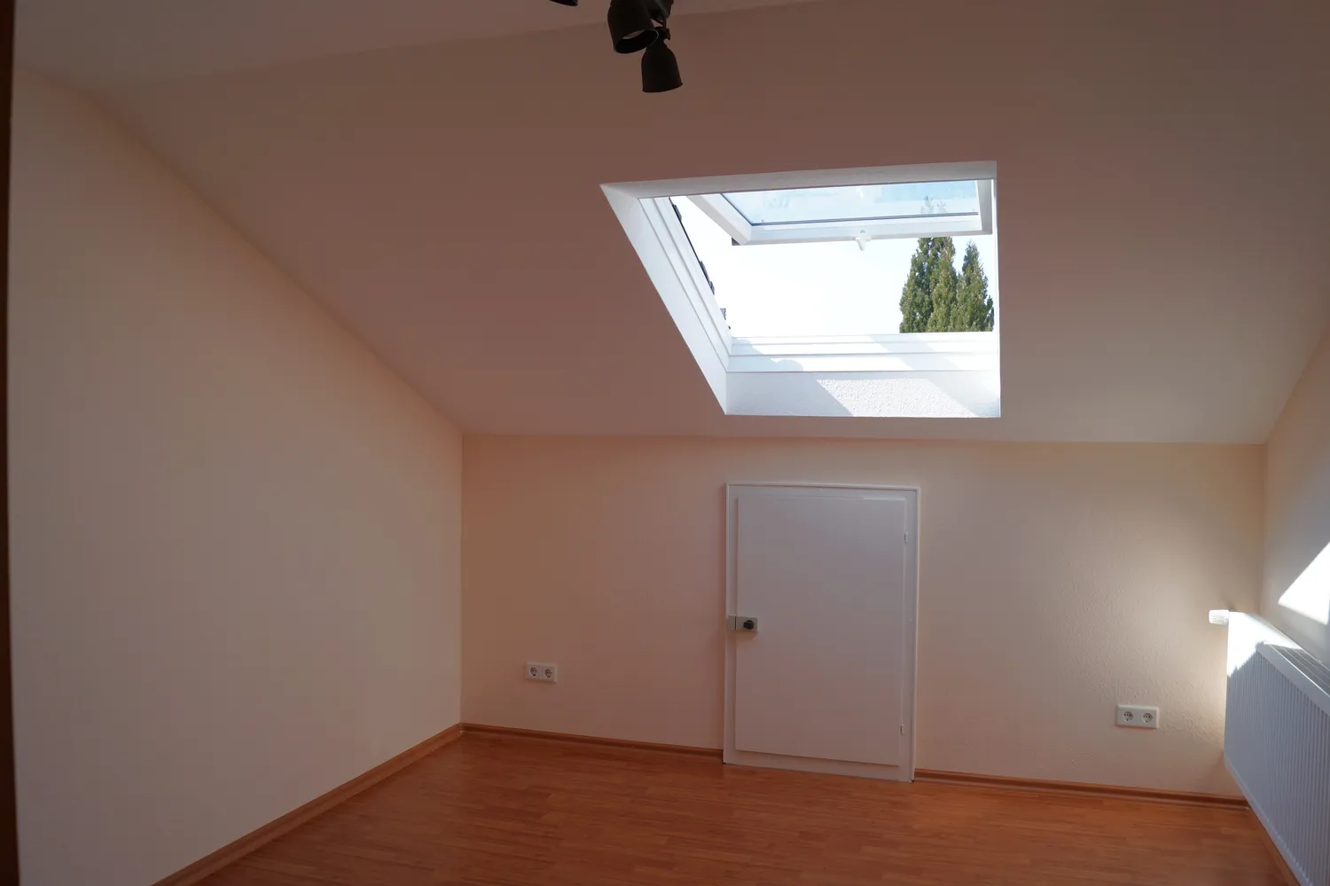 5 Zimmer Wohnung mit 80 m² in Baden-Baden – Bild 2