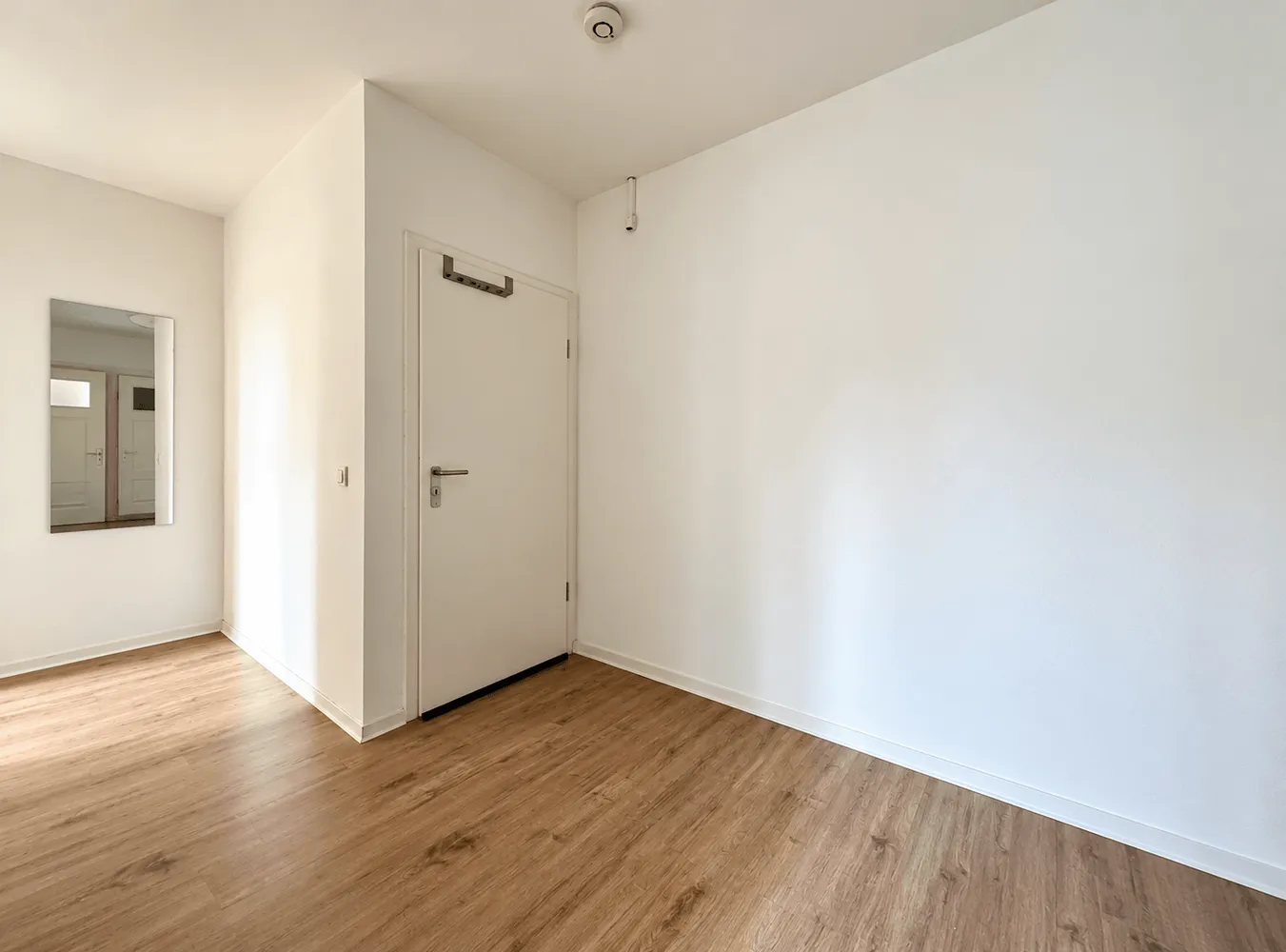 2 Zimmer Wohnung mit 60 m² in Hameln – Bild 1