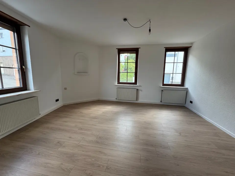 10 Zimmer Haus mit 209 m² in Saarbrücken – Bild 1