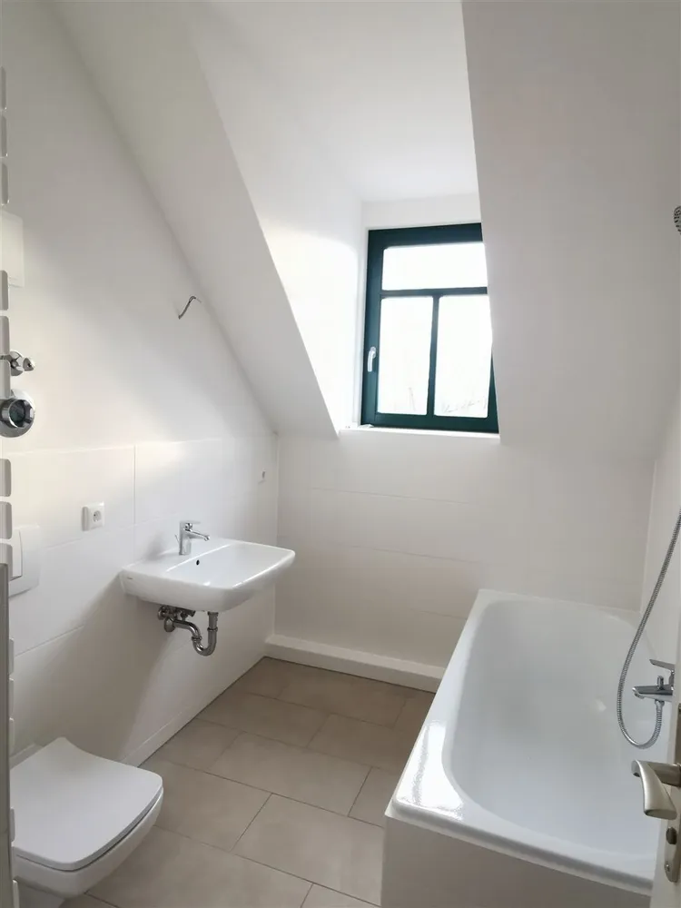 4 Zimmer Wohnung mit 109 m² in Chemnitz – Bild 8