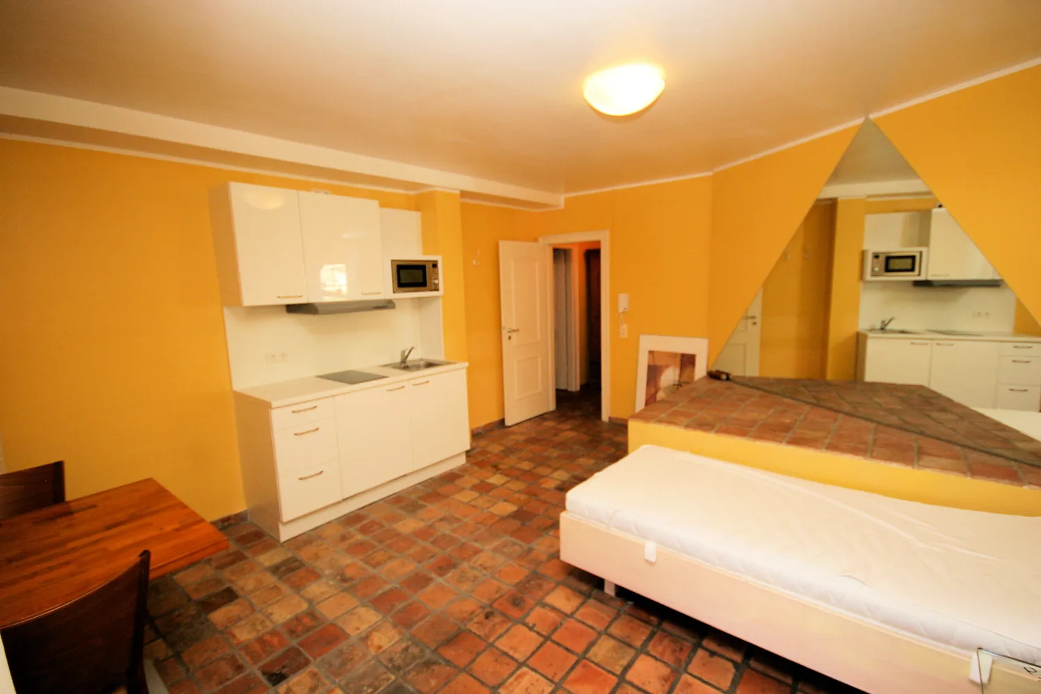 1 Zimmer Wohnung mit 28 m² in Köln – Bild 4