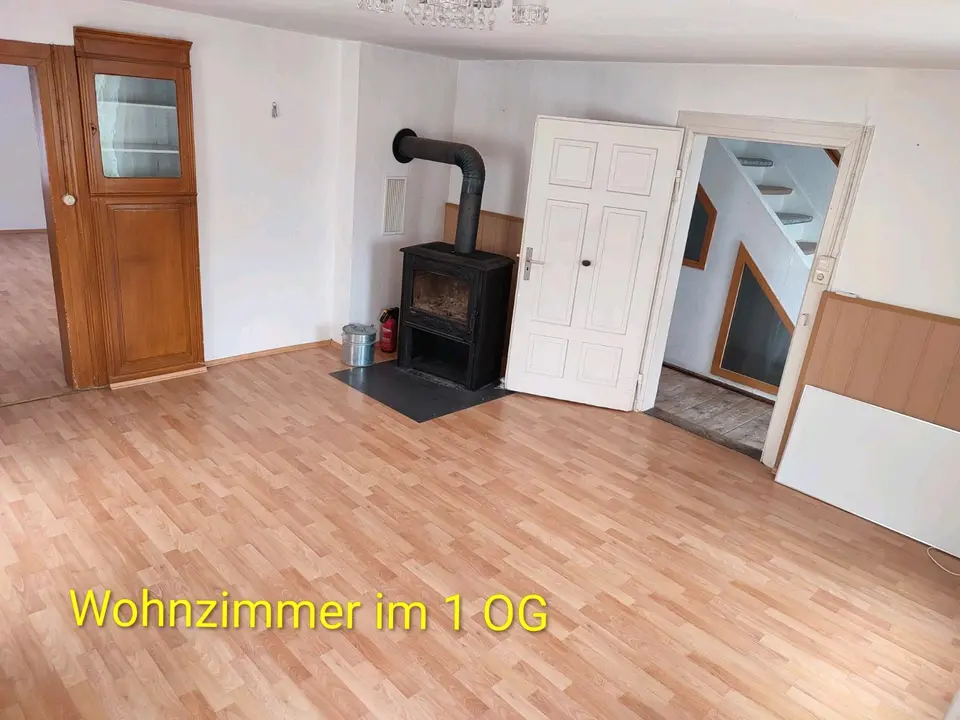 7 Zimmer Haus mit 150 m² in Metzingen – Bild 1