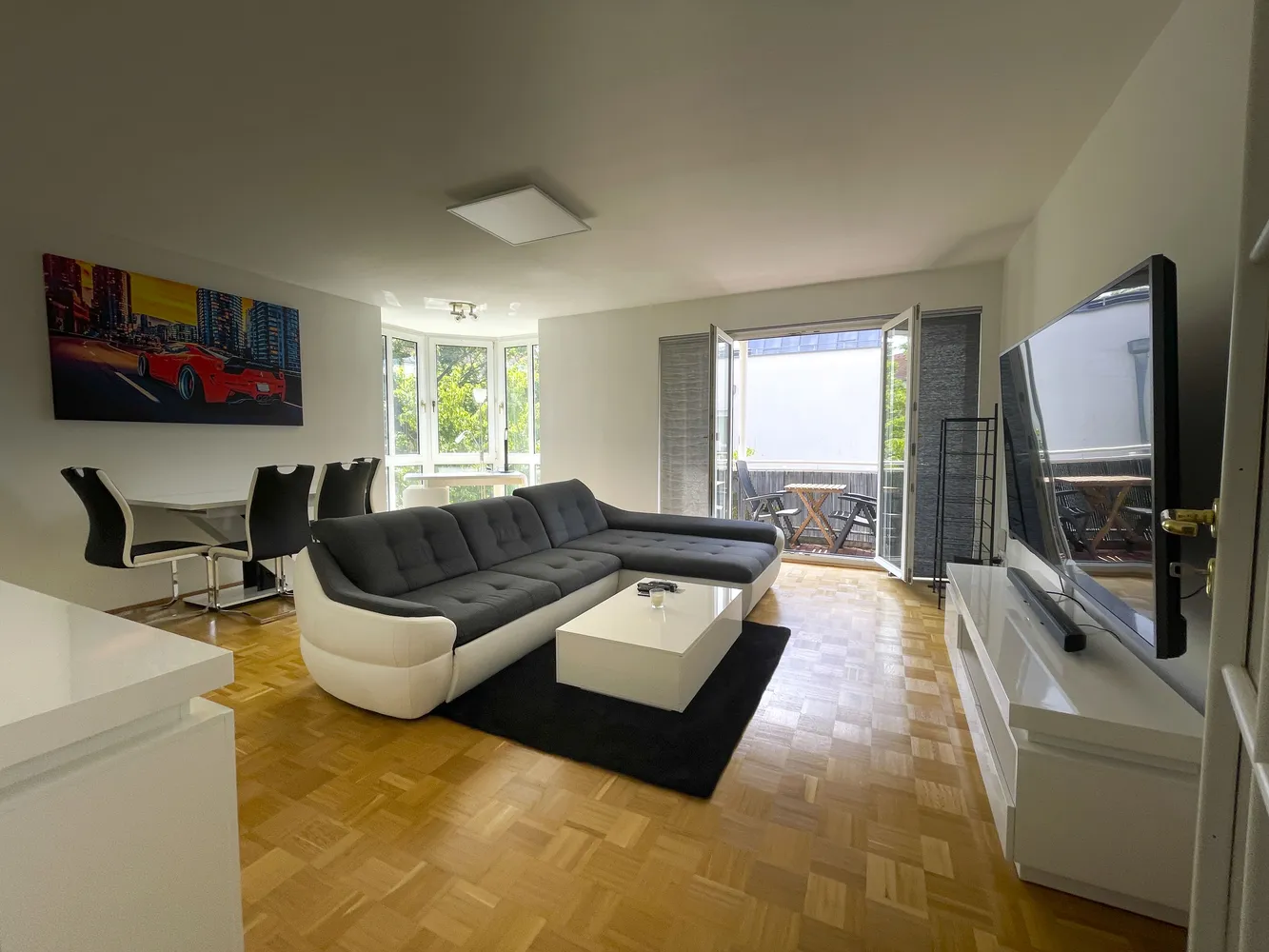 2 Zimmer Wohnung mit 64 m² in Dresden – Bild 2