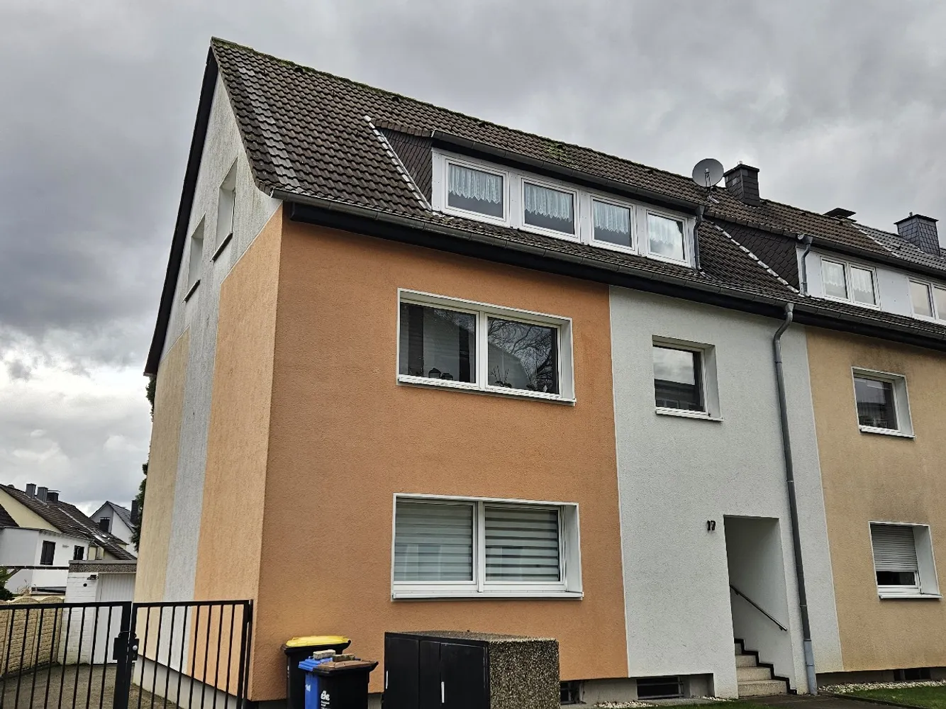 3 Zimmer Wohnung mit 75 m² in Essen – Bild 2