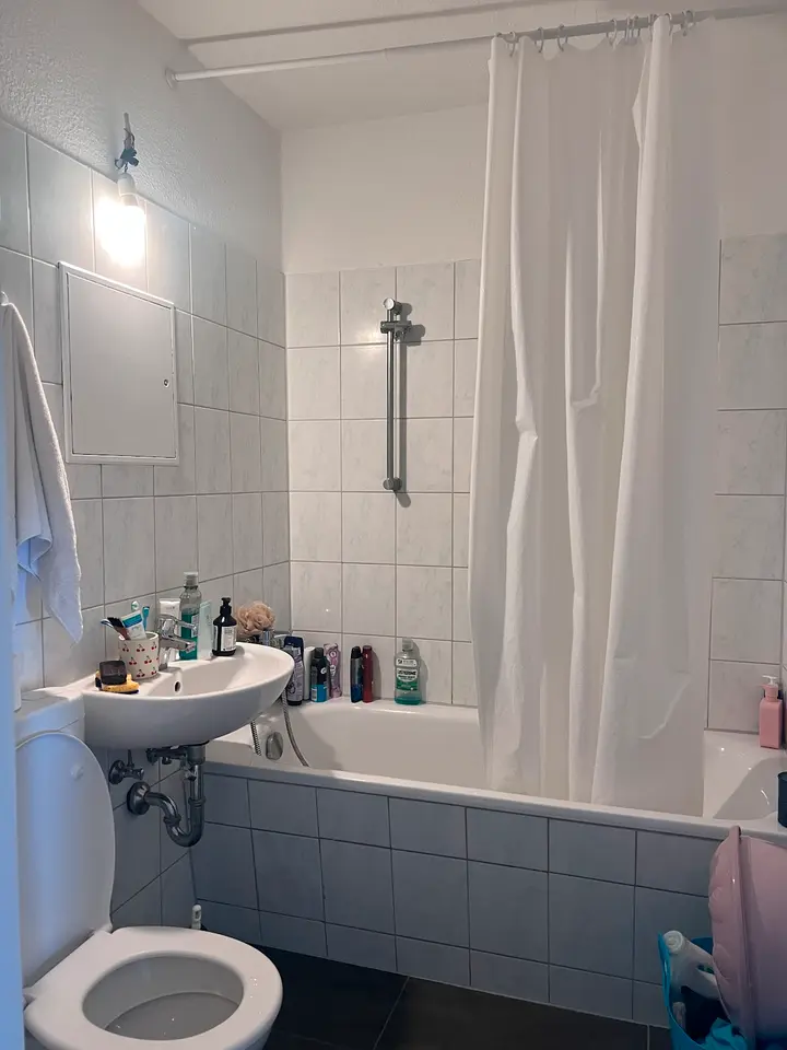 4 Zimmer Wohnung mit 64 m² in Halle (Saale) – Bild 5