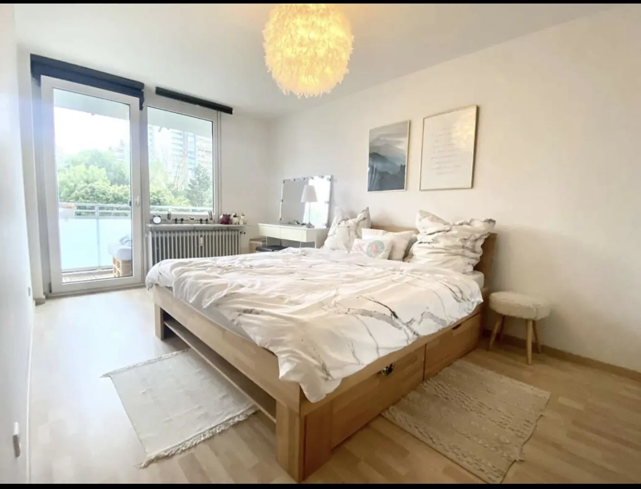 2 Zimmer Wohnung mit 57 m² in München – Bild 2