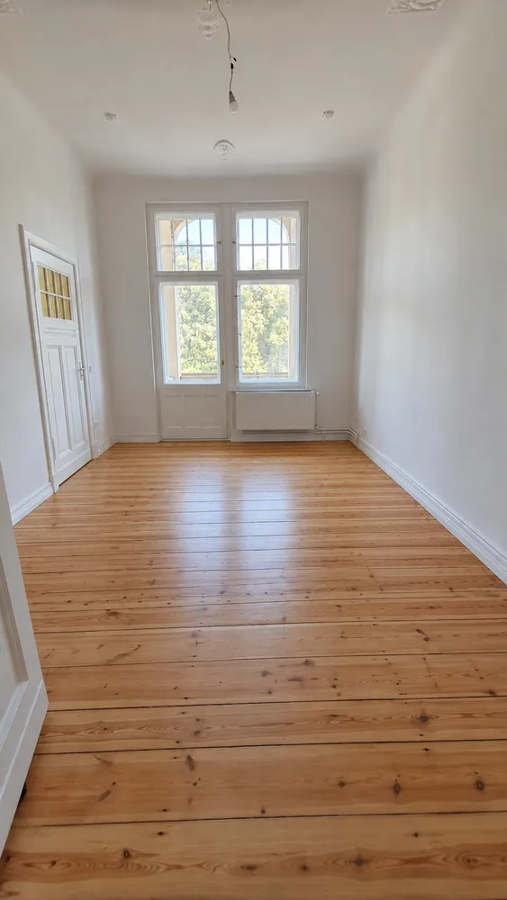 2 Zimmer Wohnung mit 105 m² in Berlin – Bild 7