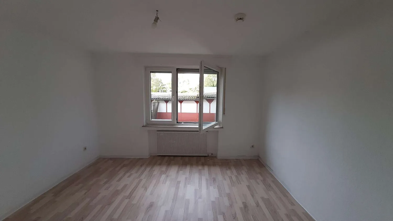2 room apartment with 61 m² in Duisburg – Photo 4