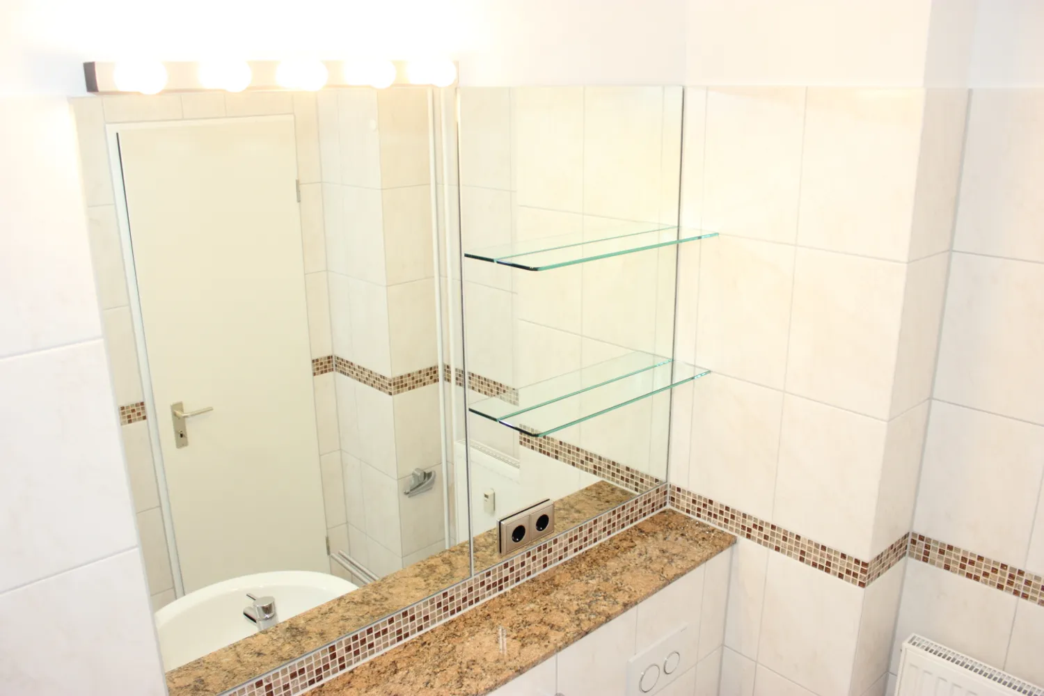 1 Zimmer Wohnung mit 35 m² in Hamburg – Bild 6