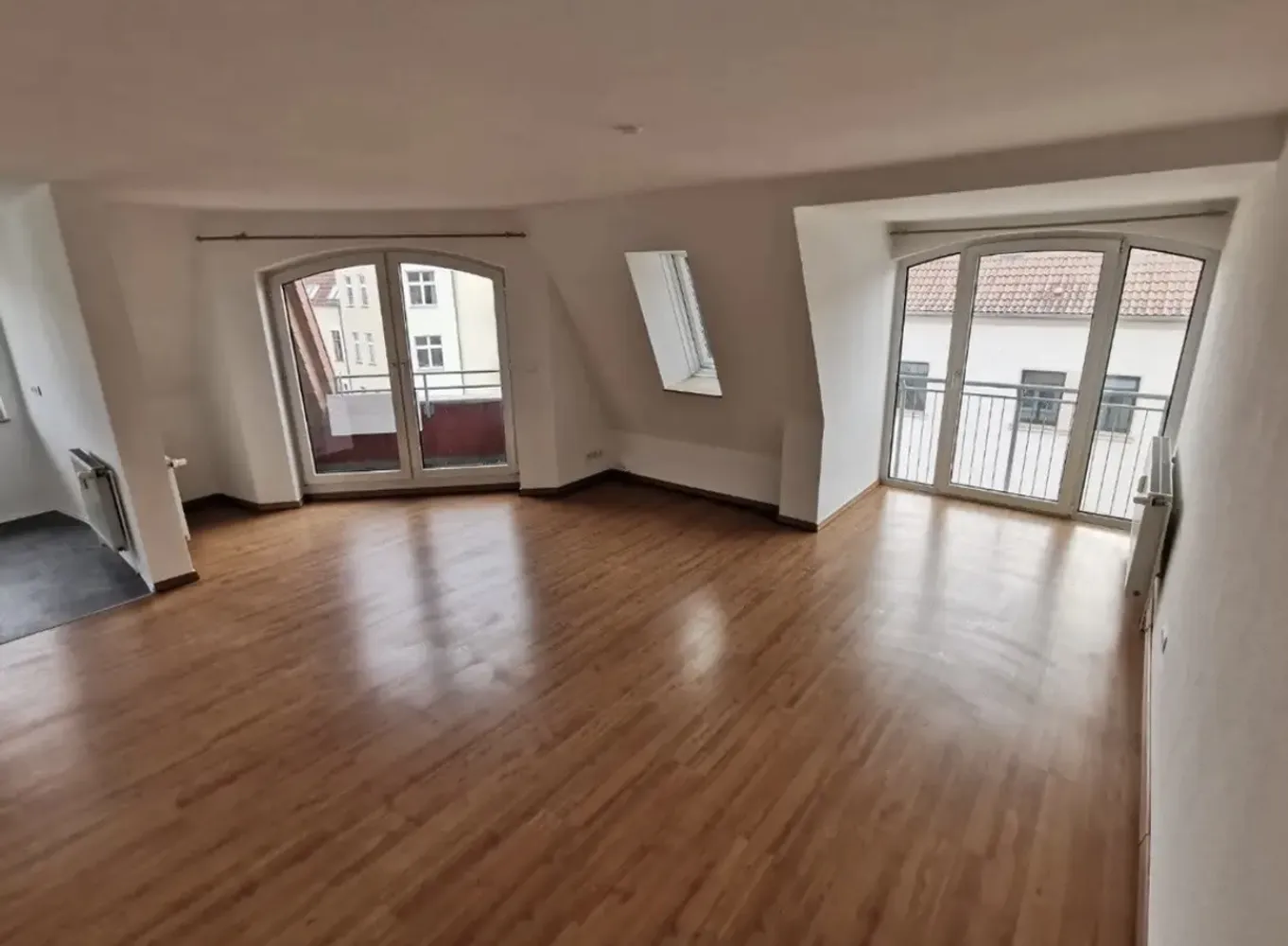 5 Zimmer Wohnung mit 105 m² in Magdeburg – Bild 8