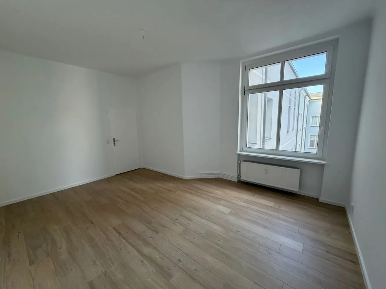4 Zimmer Wohnung mit 94 m² in Berlin – Bild 2