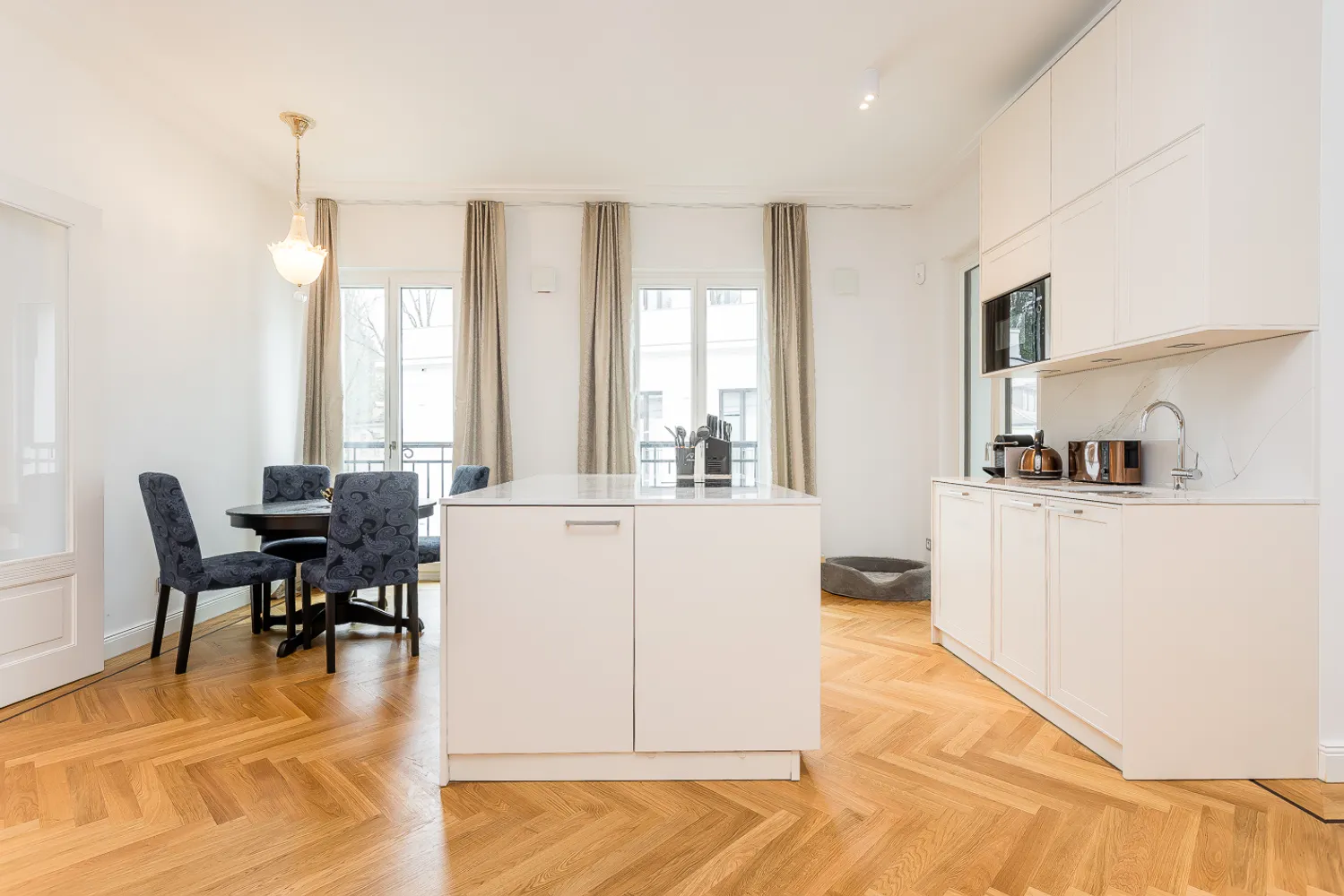 2 room apartment with 77 m² in Berlin – Photo 8