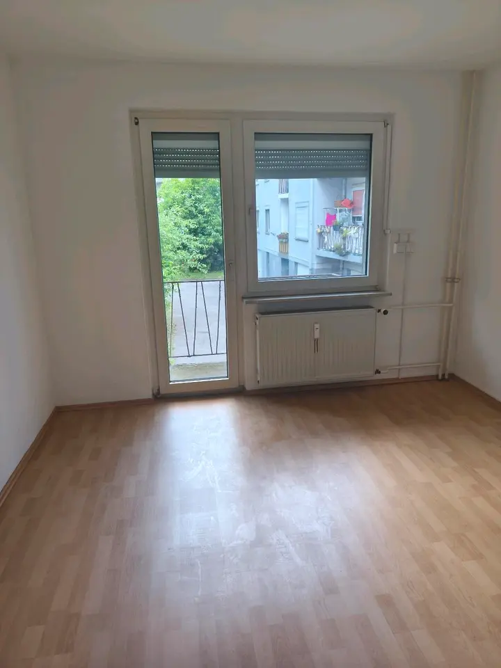 3 Zimmer Wohnung mit 65 m² in Duisburg – Bild 2