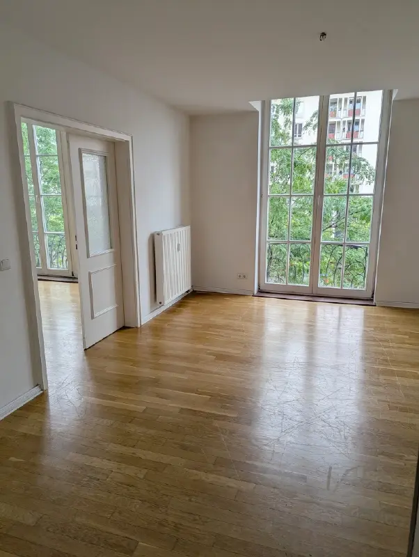 4 Zimmer Wohnung mit 105 m² in Dresden – Bild 1