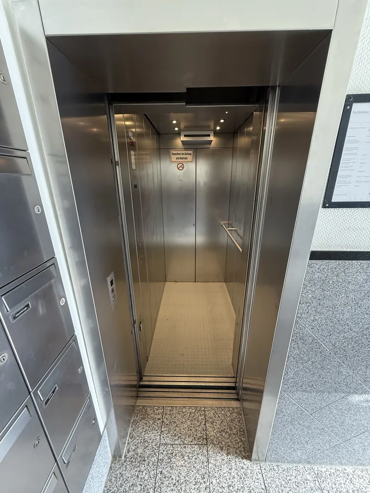 2 Zimmer Wohnung mit 50 m² in Düsseldorf – Bild 2