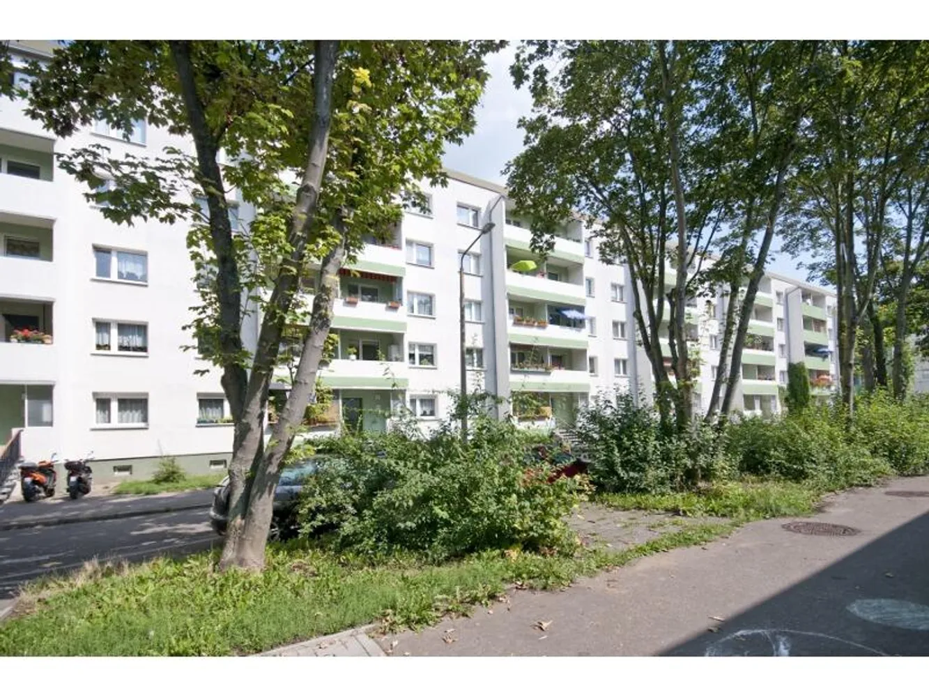 1 Zimmer Wohnung mit 28 m² in Halle (Saale) – Bild 1