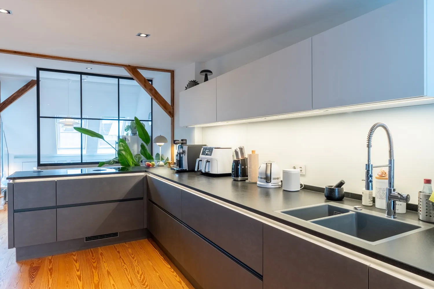 5 Zimmer Wohnung mit 124 m² in Hamburg – Bild 2