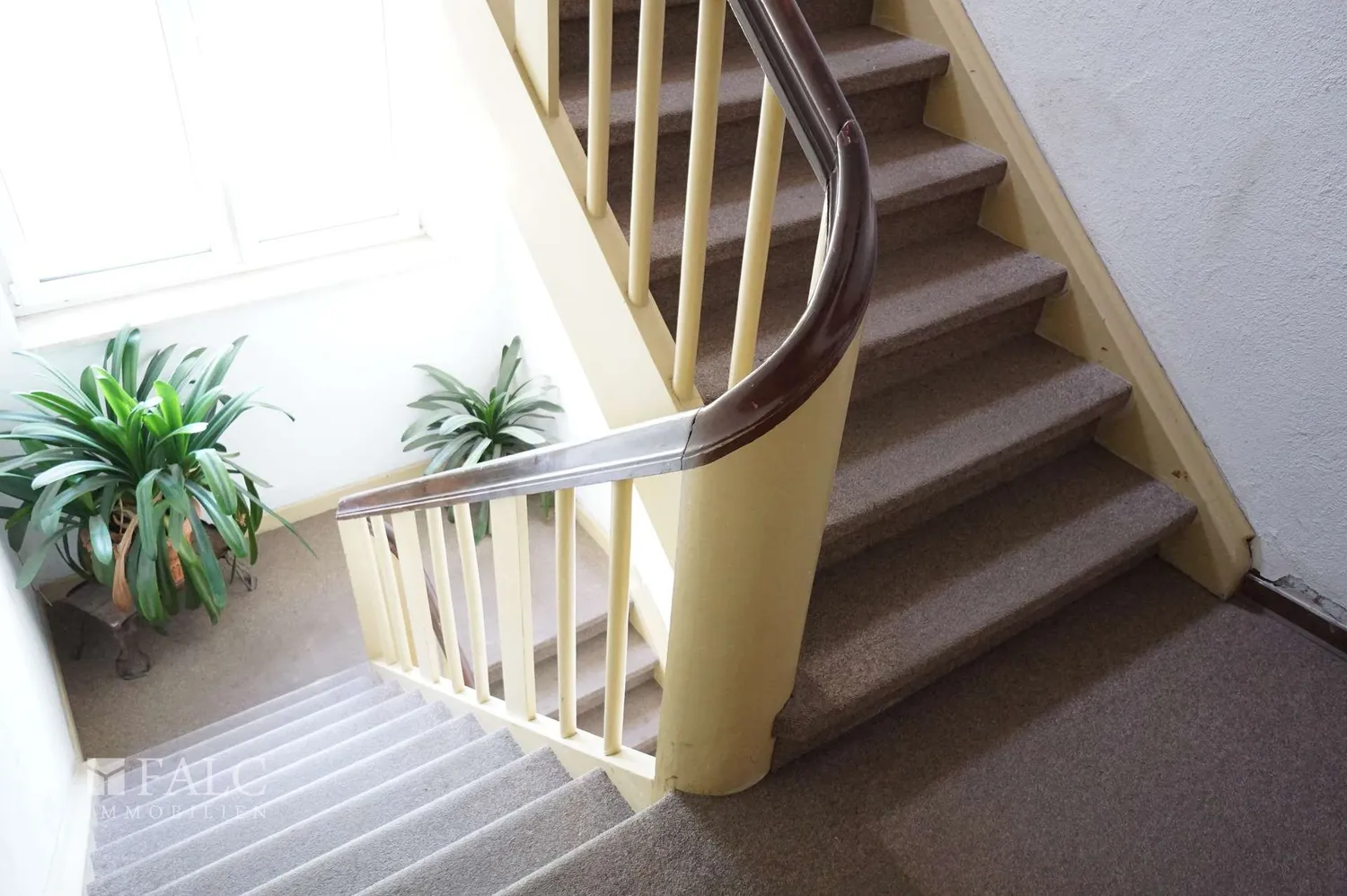 2 Zimmer Wohnung mit 65 m² in Homburg – Bild 4