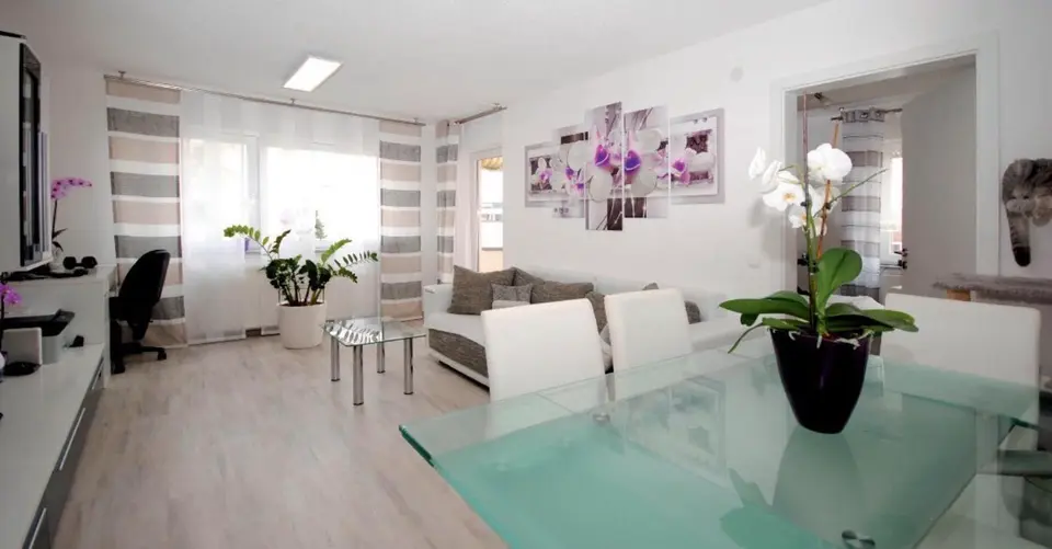 4 Zimmer Wohnung mit 86 m² in Weingarten – Bild 1