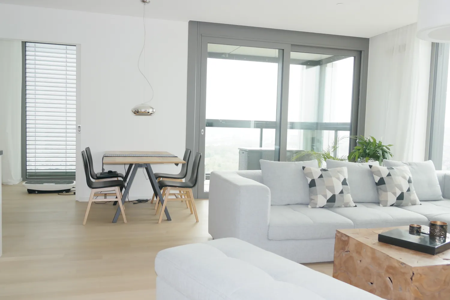 3 room apartment with 82 m² in Stuttgart – Photo 4