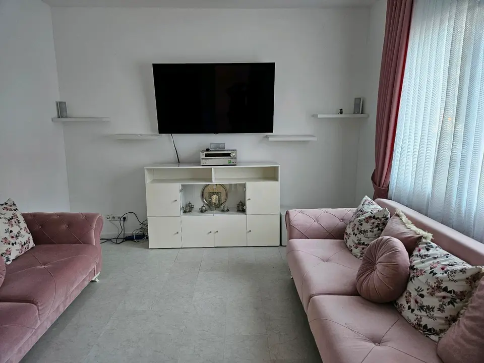 5 Zimmer Wohnung mit 138 m² in Solingen – Bild 1