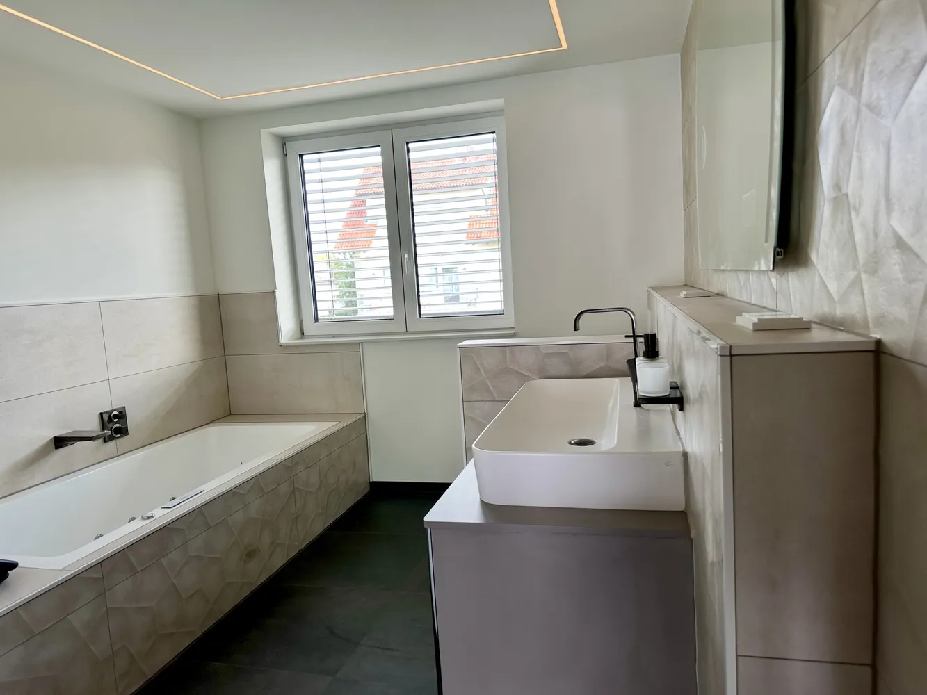 4 room house with 168 m² in Dreieich – Photo 11