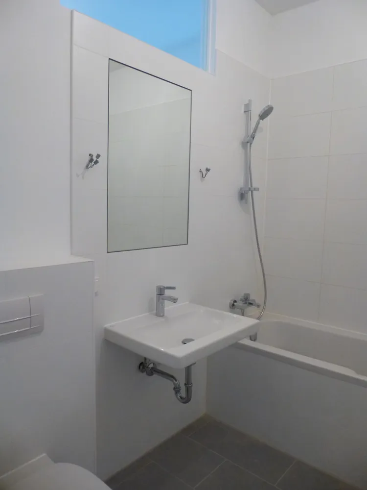2 room apartment with 61 m² in Berlin – Photo 8