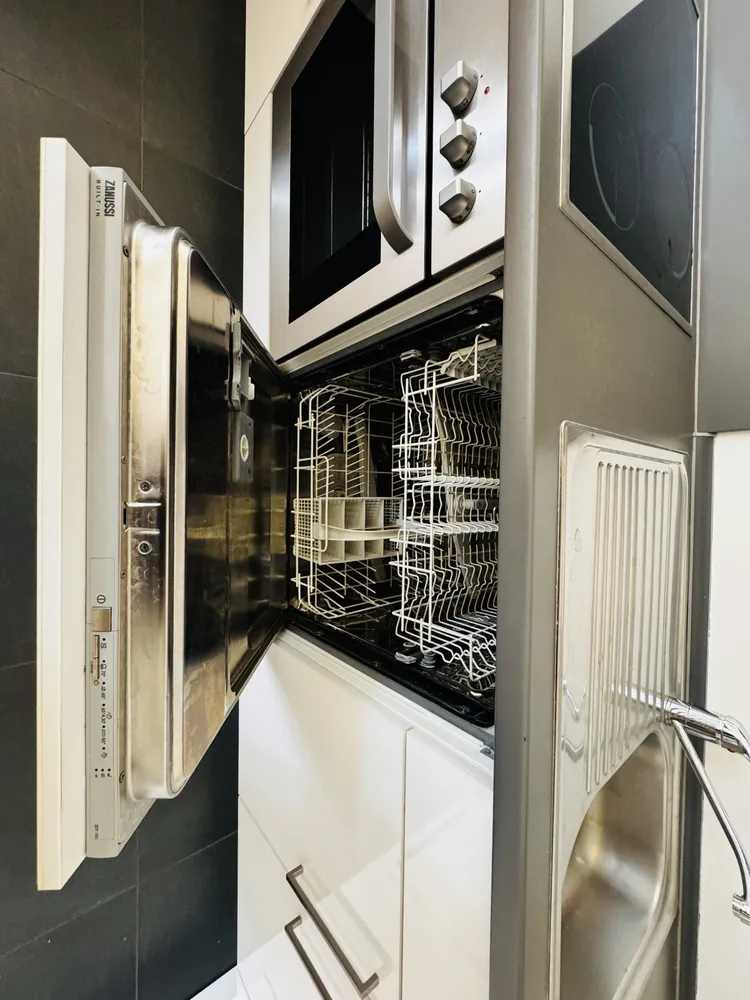 4 Zimmer Wohnung mit 148 m² in Berlin – Bild 12