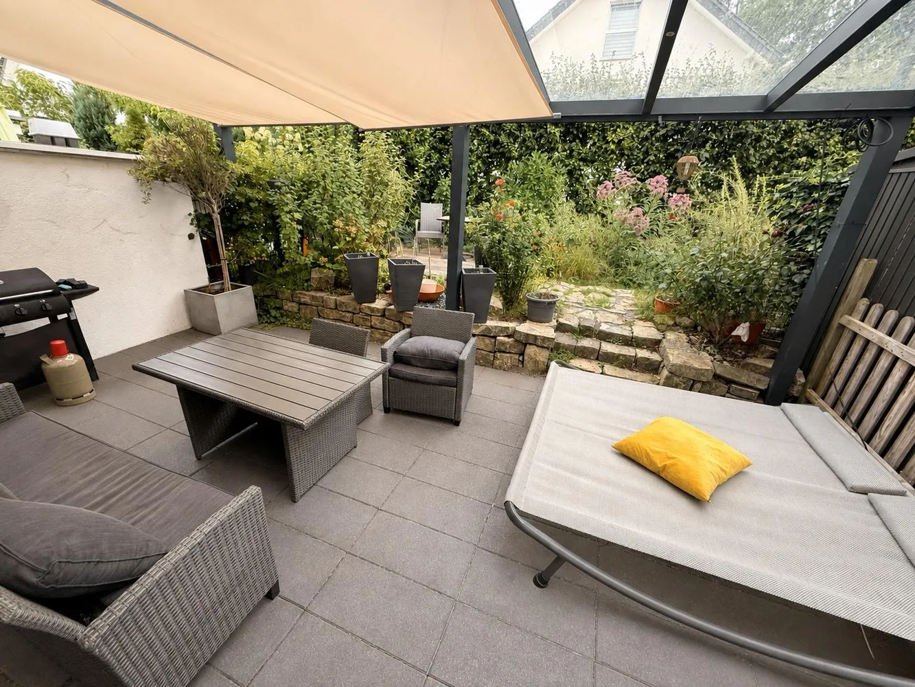 4 Zimmer Wohnung mit 108 m² in Bielefeld – Bild 2