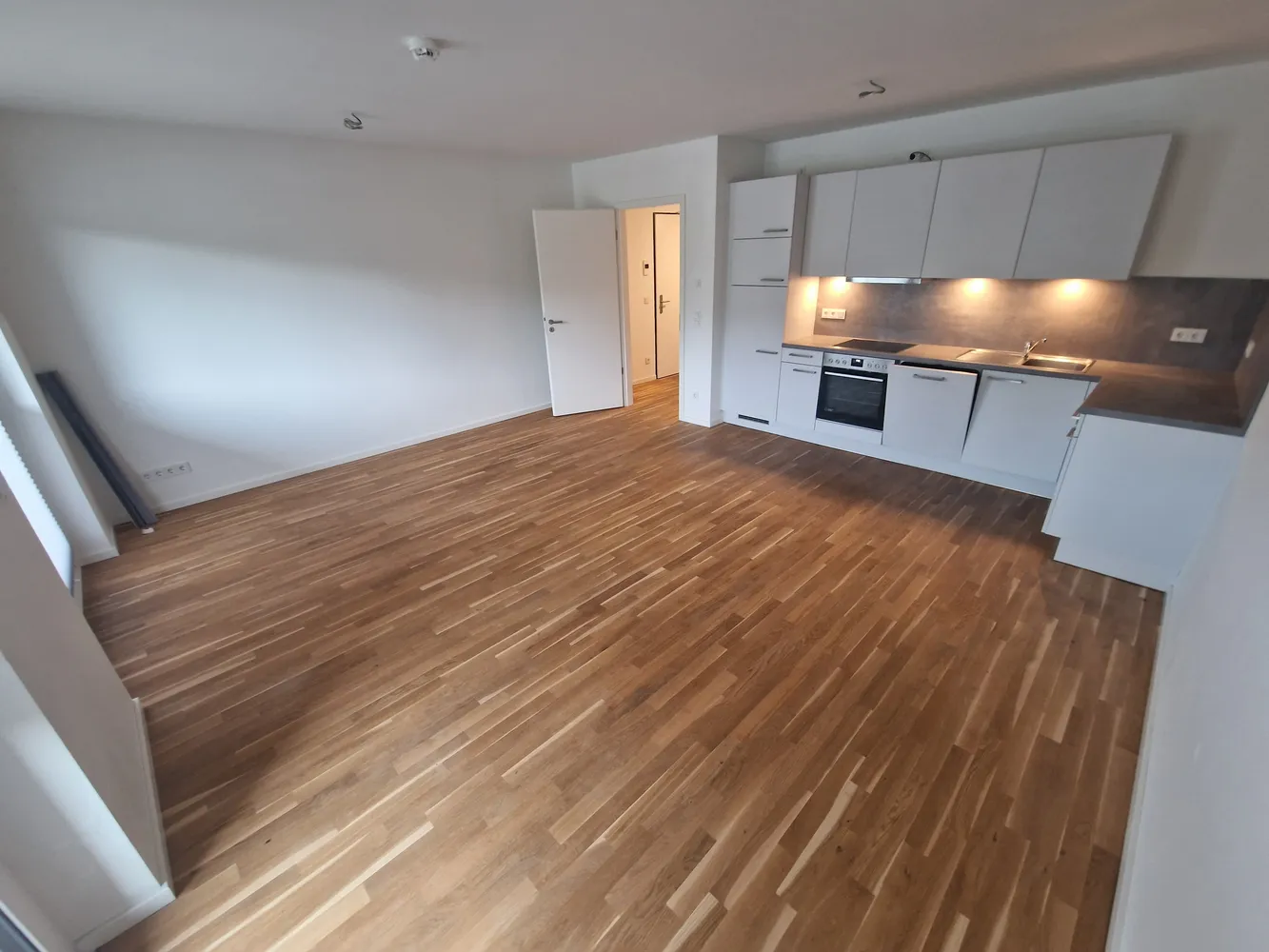 2 Zimmer Wohnung mit 73 m² in Hamburg – Bild 1