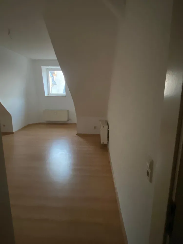 2 Zimmer Wohnung mit 85 m² in Halle (Saale) – Bild 6