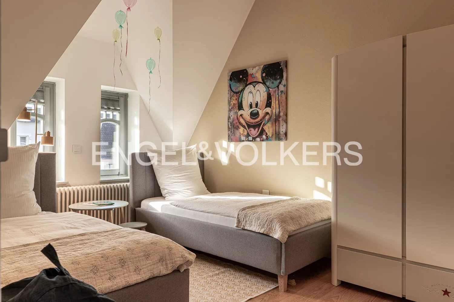6 Zimmer Wohnung mit 230 m² in Rostock – Bild 12