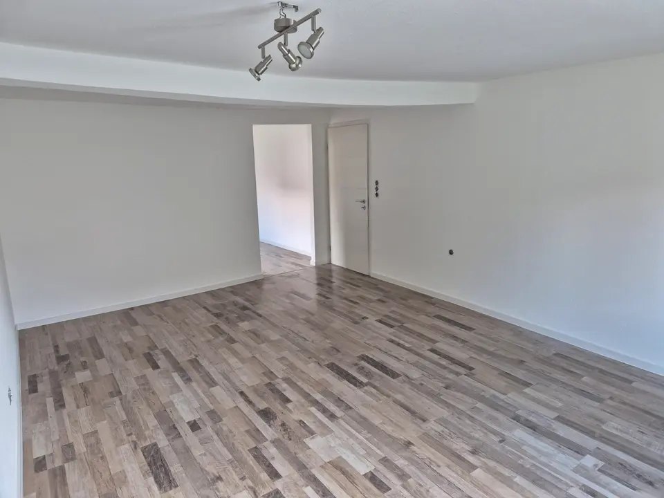 2 Zimmer Wohnung mit 70 m² in Kassel – Bild 2