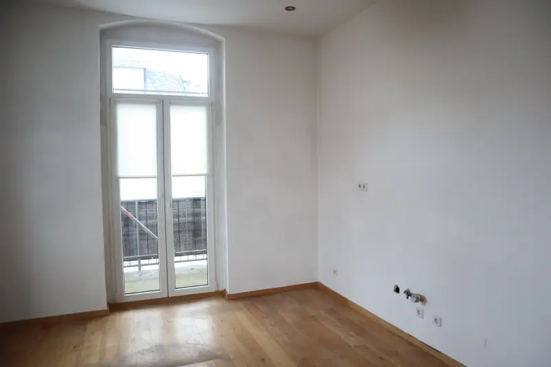 4 Zimmer Wohnung mit 120 m² in Zwickau – Bild 2