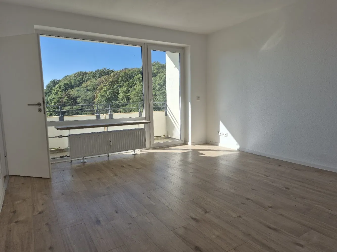 1 room apartment with 38 m² in Wuppertal – Photo 3