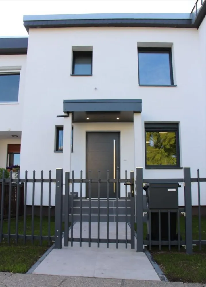 4 Zimmer Haus mit 115 m² in Berlin – Bild 5