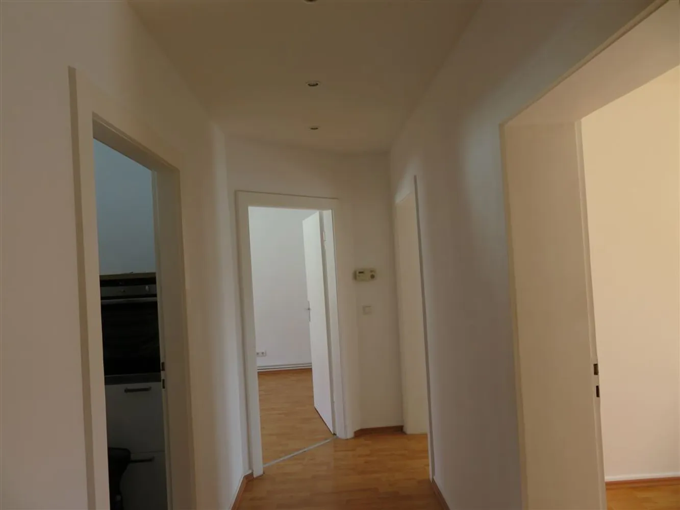 3 Zimmer Wohnung mit 71 m² in Hannover – Bild 2