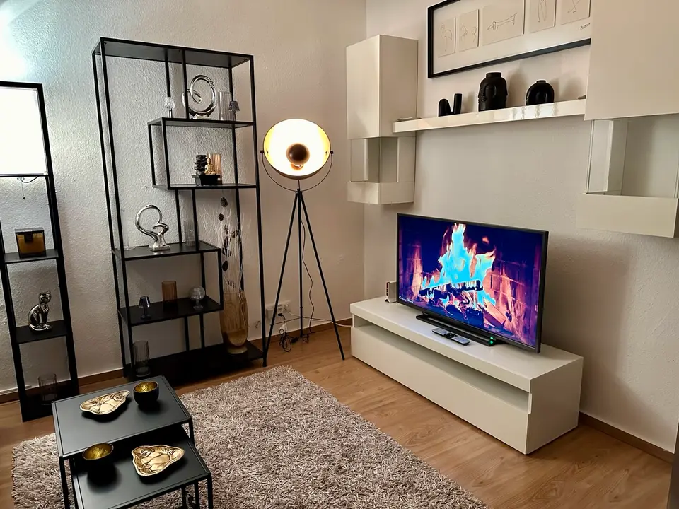 2 Zimmer Wohnung mit 55 m² in Köln – Bild 1