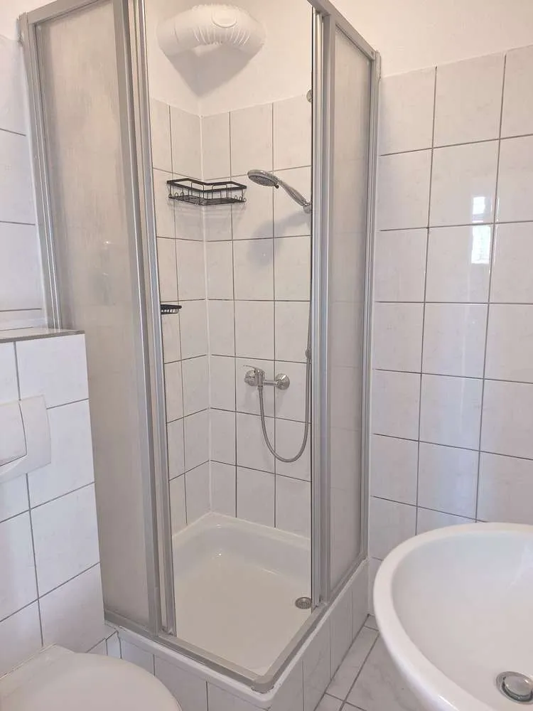 2 Zimmer Wohnung mit 38 m² in Köln – Bild 1