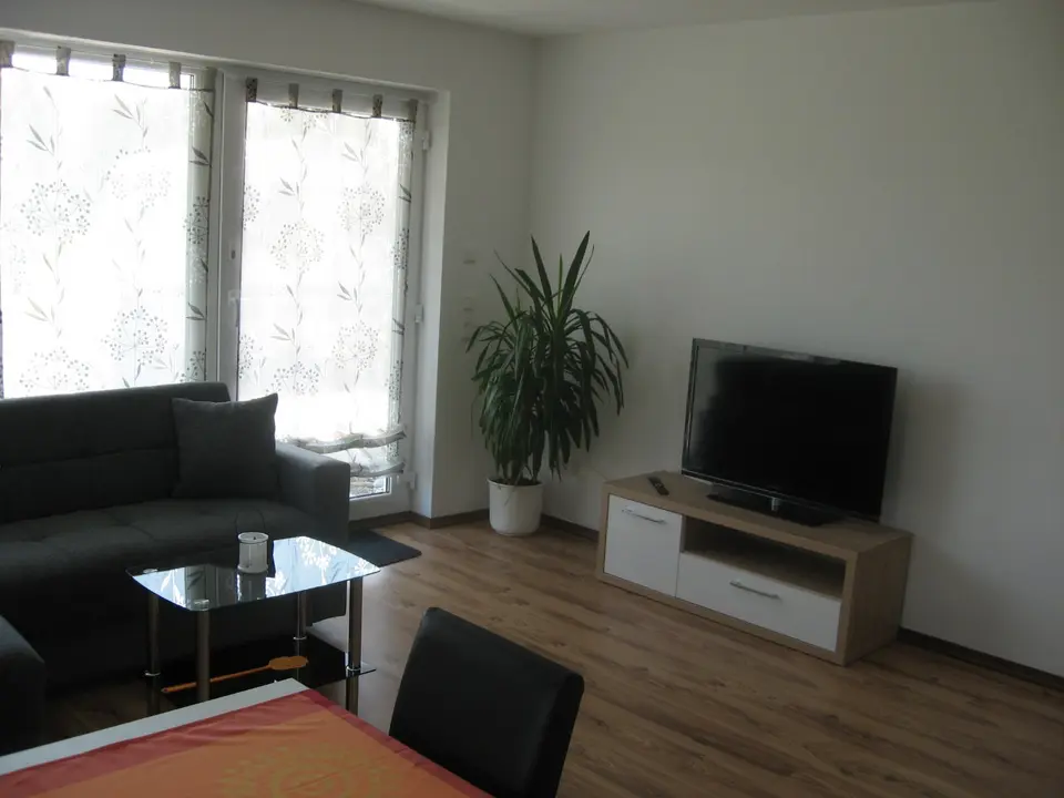 WG-Zimmer mit 49 m² in Weingarten – Bild 1