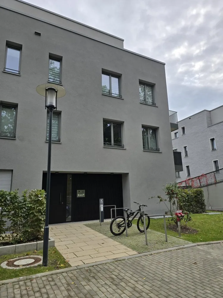 3 Zimmer Wohnung mit 70 m² in Berlin – Bild 2